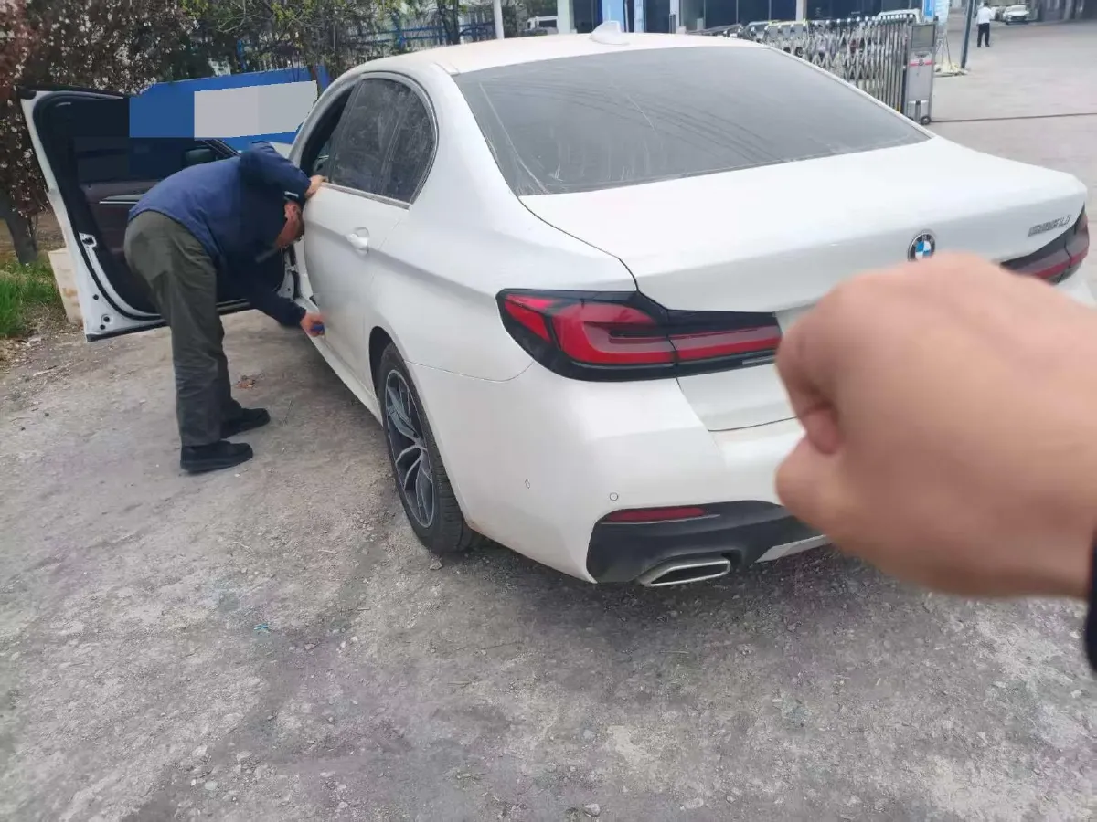 2022 BMW 5 Series 2.0T 184HP L4 8AT,autocango,china used car exporter,china ev exporter,chinese used car exporter,chinese used ev exporter