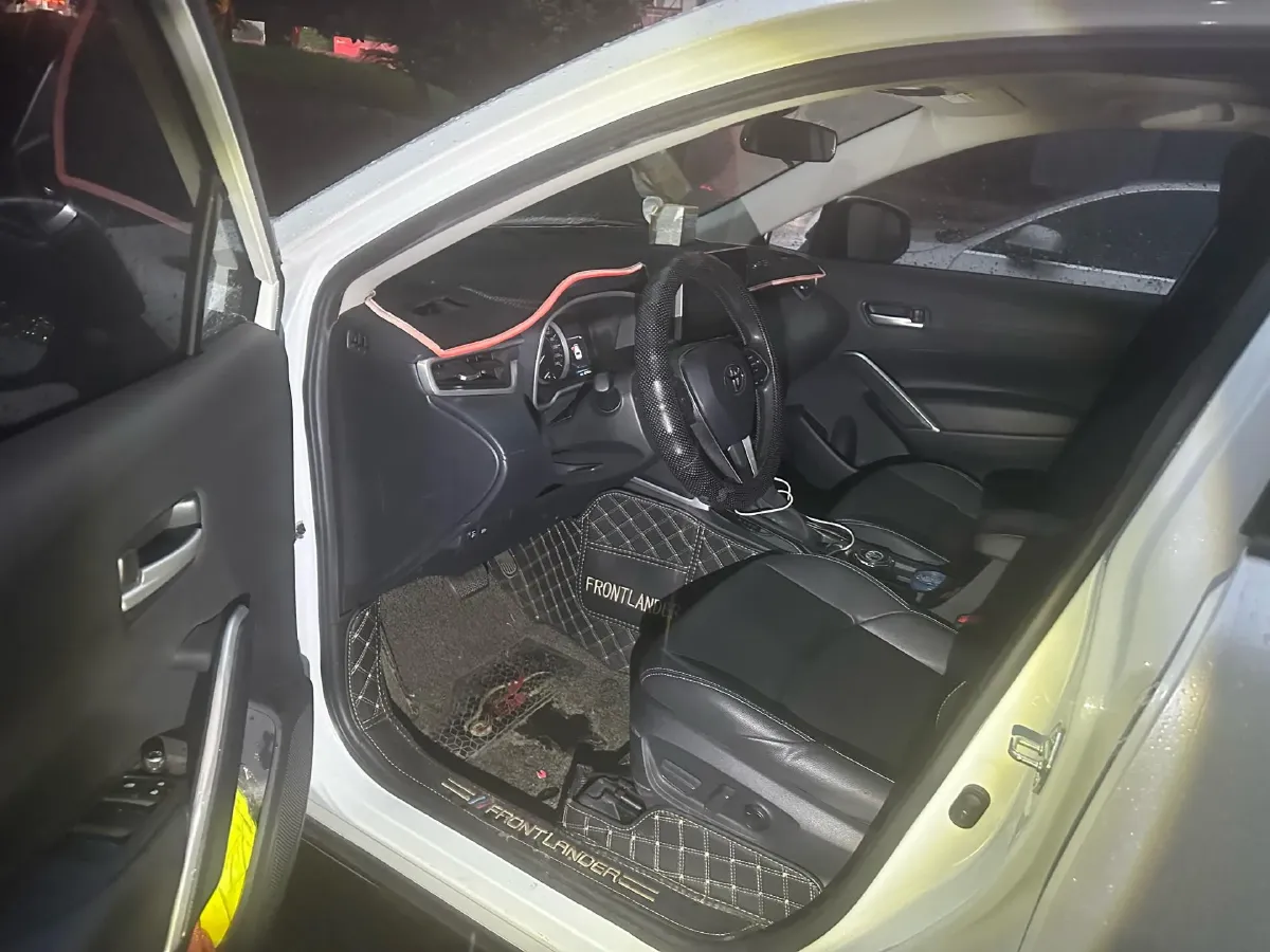 2023 Toyota Frontlander 2.0L 171HP L4 CVT,autocango,china used car exporter,china ev exporter,chinese used car exporter,chinese used ev exporter