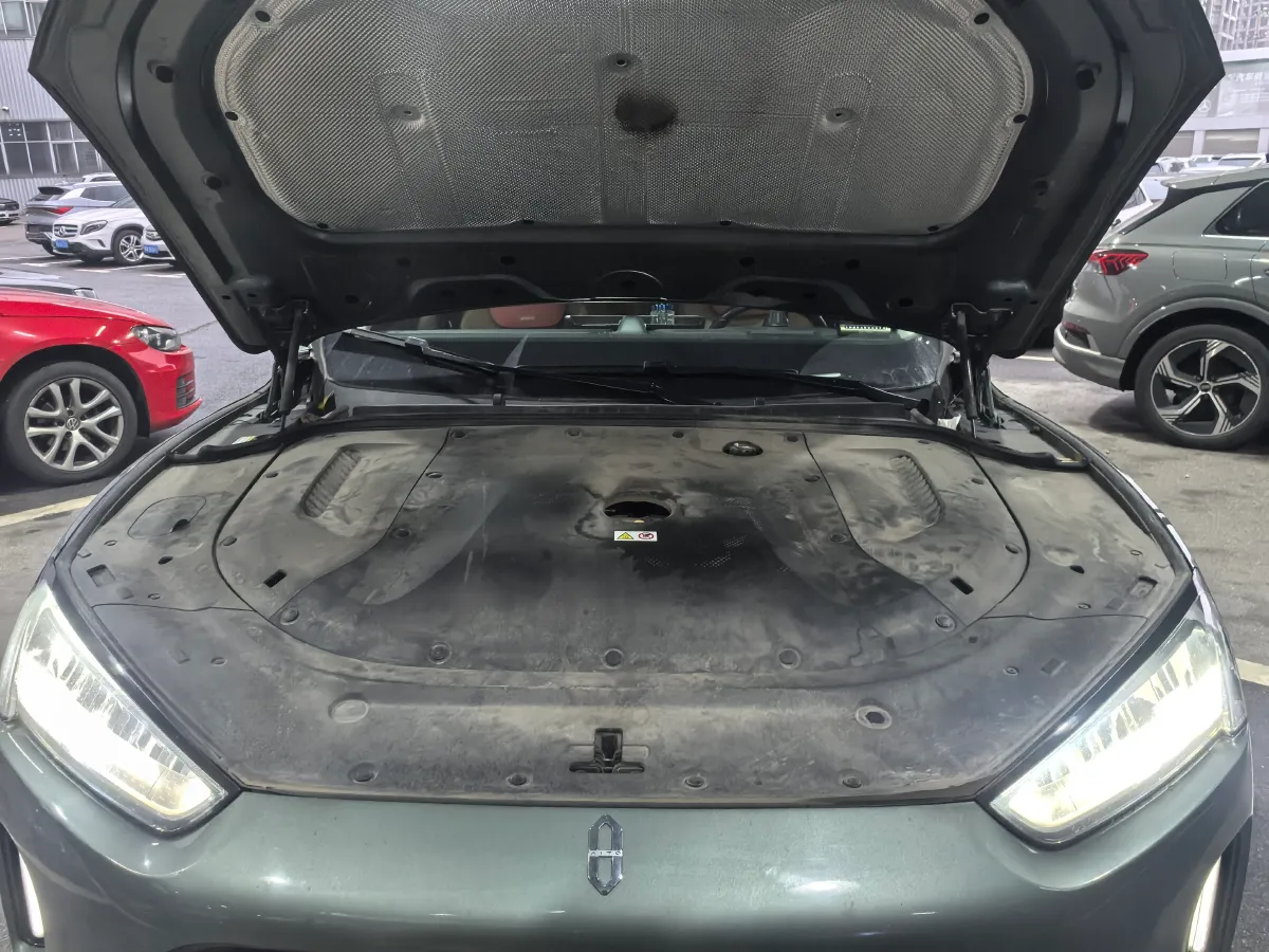 2022 AITO AITO M5 Range Extended 125HP REEV 40KWH,autocango,china used car exporter,china ev exporter,chinese used car exporter,chinese used ev exporter