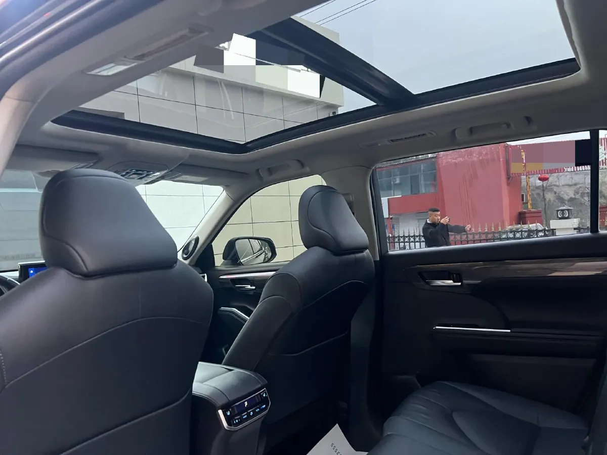 2022 Toyota Highlander 2.5L 192HP L4 E-CVT Hybrid,autocango,china used car exporter,china ev exporter,chinese used car exporter,chinese used ev exporter