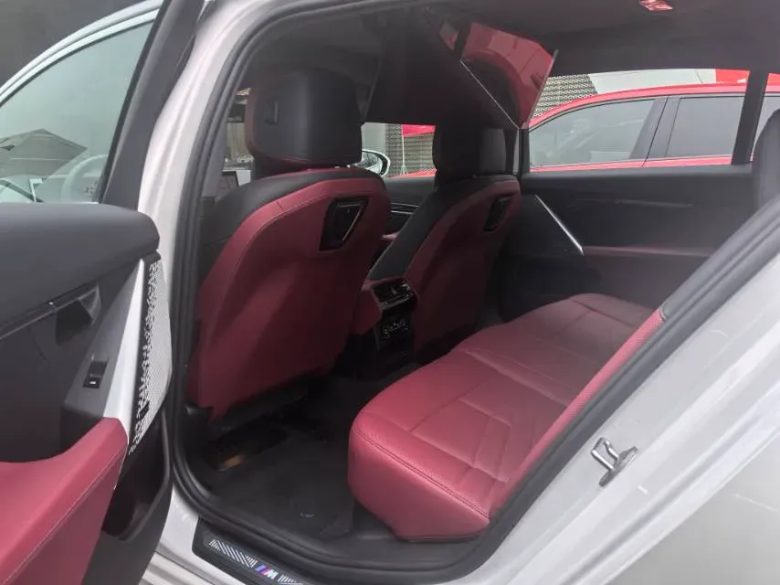 2025 BMW i5 BEV 96.96KWH,autocango,china used car exporter,china ev exporter,chinese used car exporter,chinese used ev exporter