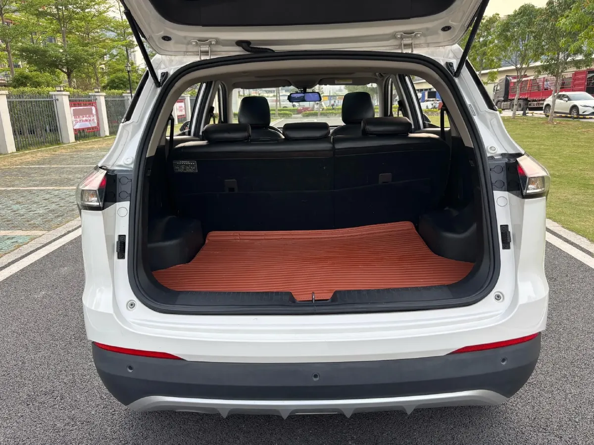 2019 Yema BoJun 1.5L 112HP L4 5MT,autocango,china used car exporter,china ev exporter,chinese used car exporter,chinese used ev exporter