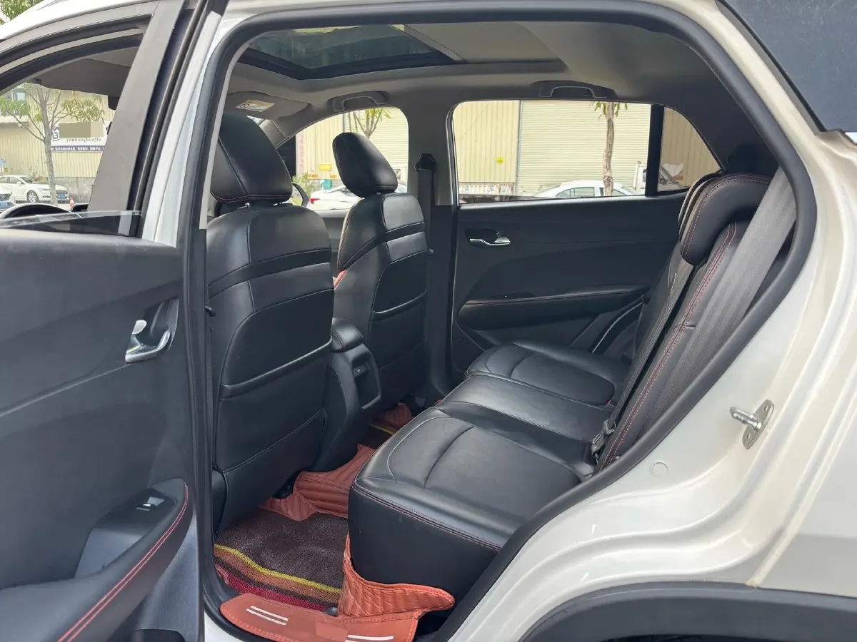 2019 Yema BoJun 1.5L 112HP L4 5MT,autocango,china used car exporter,china ev exporter,chinese used car exporter,chinese used ev exporter