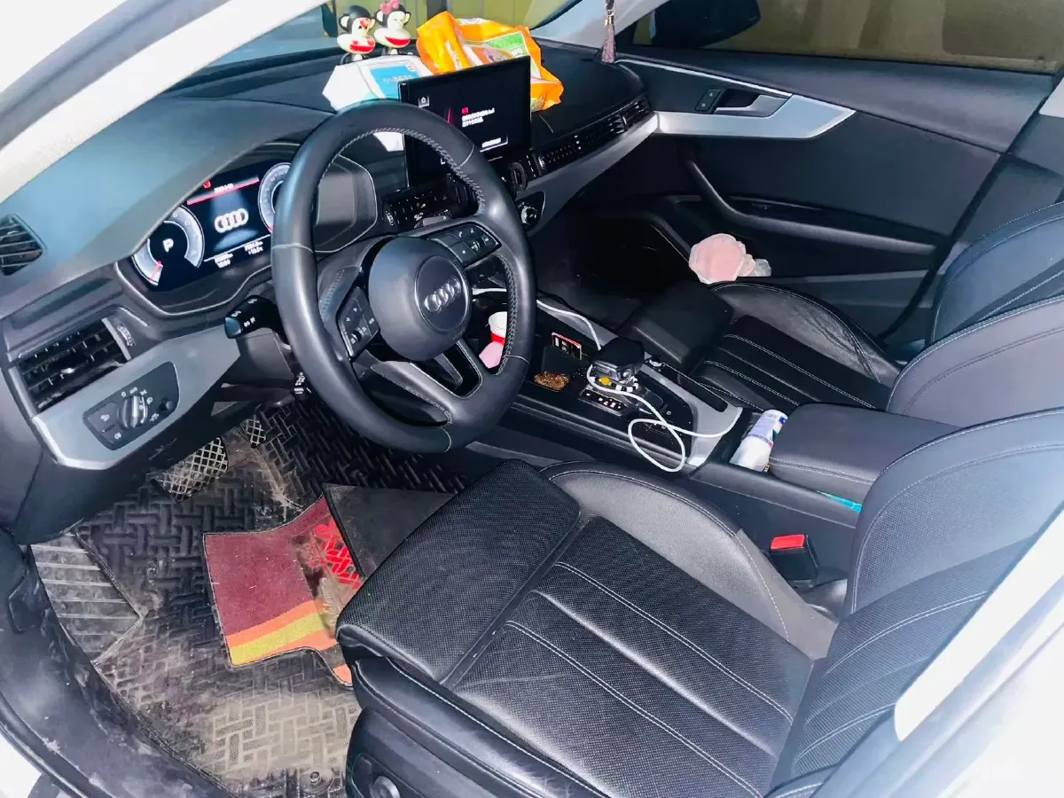 2020 Audi A4L 2.0T 190HP L4 7DCT,autocango,china used car exporter,china ev exporter,chinese used car exporter,chinese used ev exporter