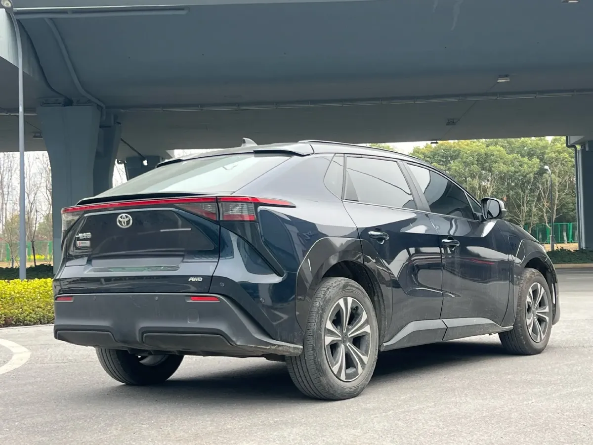 2022 Toyota bZ4X BEV 66.7KWH,autocango,china used car exporter,china ev exporter,chinese used car exporter,chinese used ev exporter