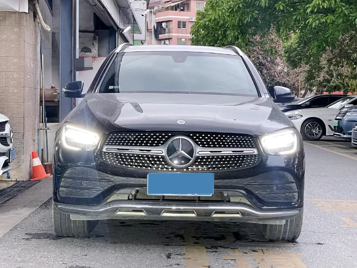2022 Mercedes-Benz GLC Class 2.0T 258HP L4 9AT,autocango,china used car exporter,china ev exporter,chinese used car exporter,chinese used ev exporter