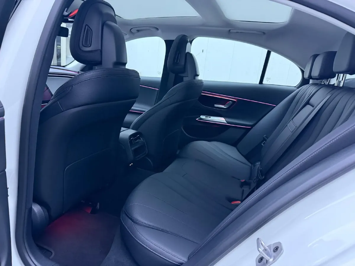 2024 Mercedes-Benz E Class 2.0T 204HP L4 9AT,autocango,china used car exporter,china ev exporter,chinese used car exporter,chinese used ev exporter