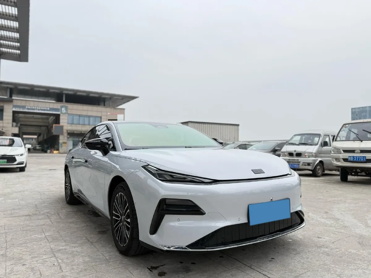 2025 Geely Galaxy Starshine 8 1.5L 112HP L4 1DHT PHEV,autocango,china used car exporter,china ev exporter,chinese used car exporter,chinese used ev exporter