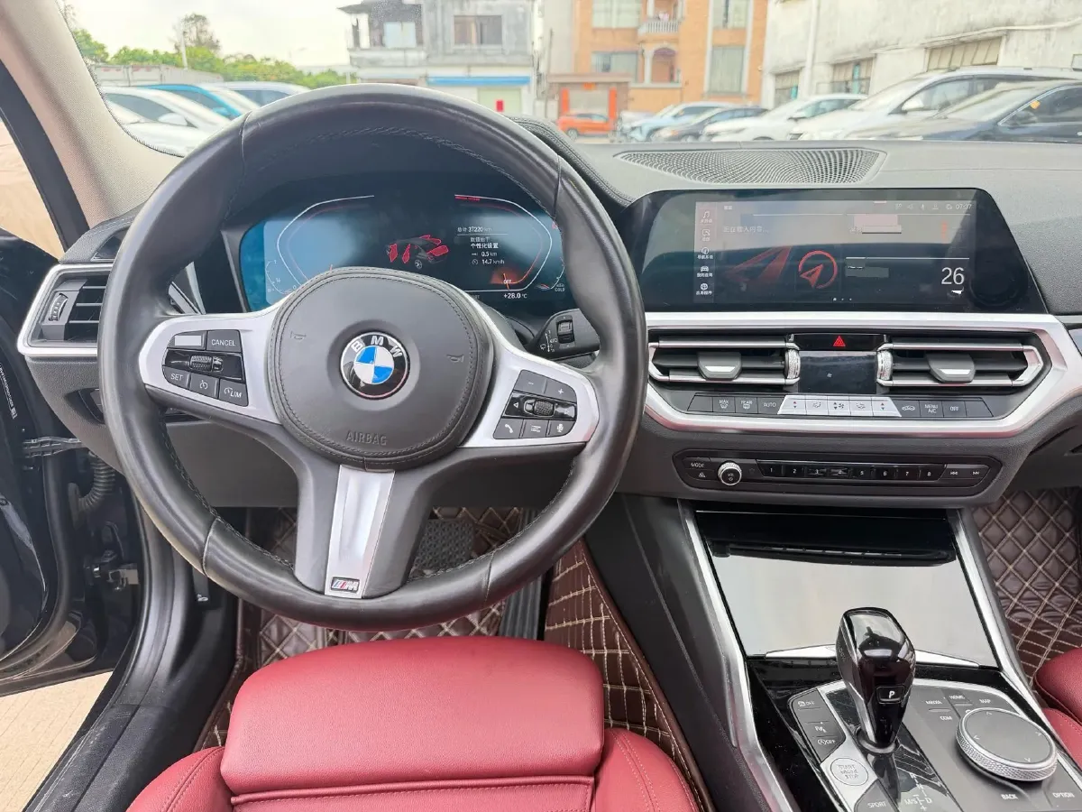 2022 BMW 3 Series 2.0T 156HP L4 8AT,autocango,china used car exporter,china ev exporter,chinese used car exporter,chinese used ev exporter