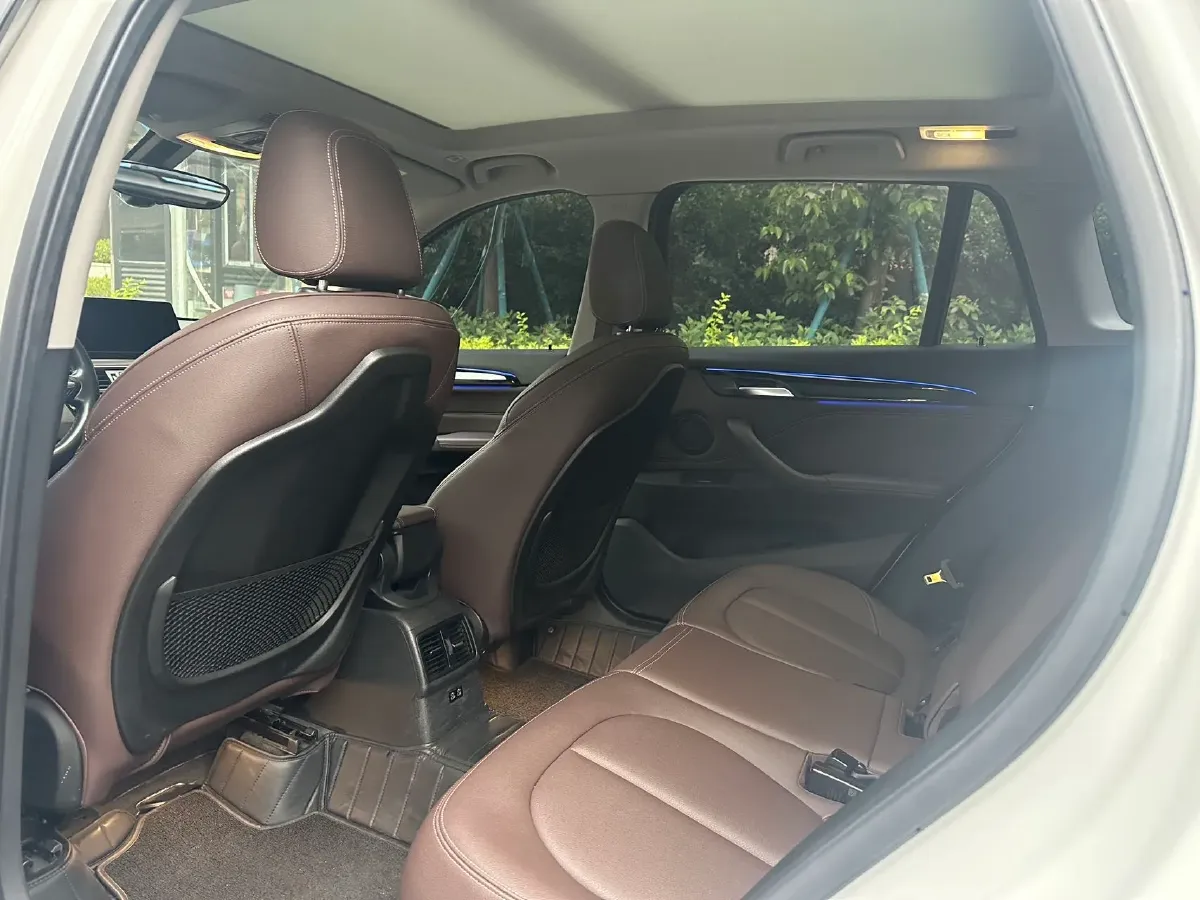 2020 BMW X1 1.5T 140HP L3 7DCT,autocango,china used car exporter,china ev exporter,chinese used car exporter,chinese used ev exporter