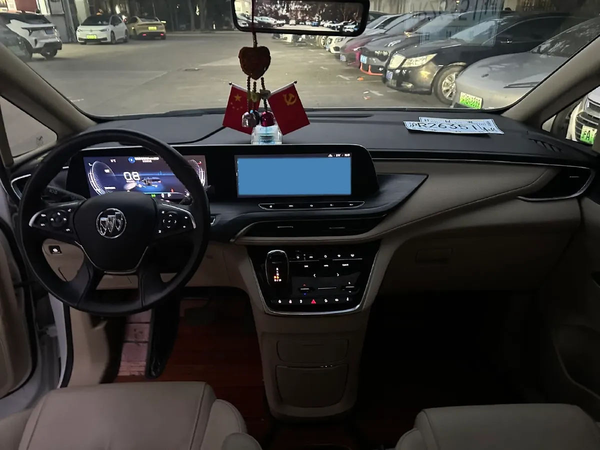 2023 Buick GL8 2.0T 237HP L4 9AT,autocango,china used car exporter,china ev exporter,chinese used car exporter,chinese used ev exporter