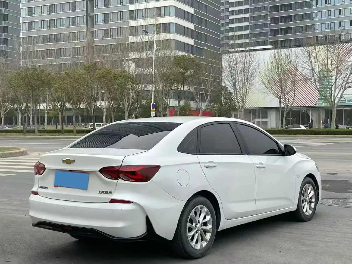 2024 Chevrolet Monza 1.5L 113HP L4 6DCT,autocango,china used car exporter,china ev exporter,chinese used car exporter,chinese used ev exporter