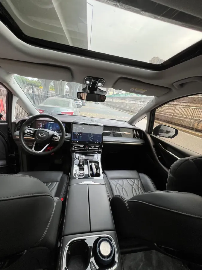 2024 GAC Trumpchi M8 2.0T 252HP L4 8AT,autocango,china used car exporter,china ev exporter,chinese used car exporter,chinese used ev exporter