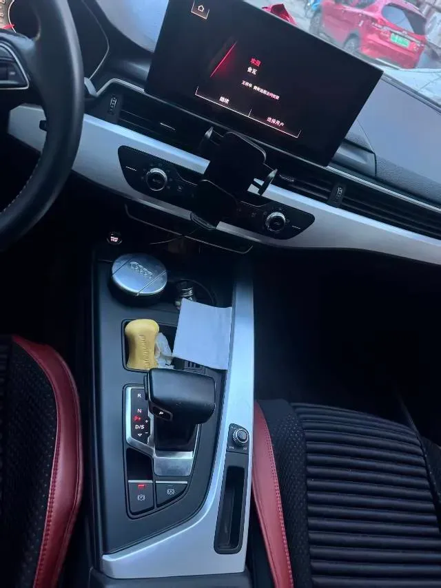 2020 Audi A4L 2.0T 190HP L4 7DCT,autocango,china used car exporter,china ev exporter,chinese used car exporter,chinese used ev exporter