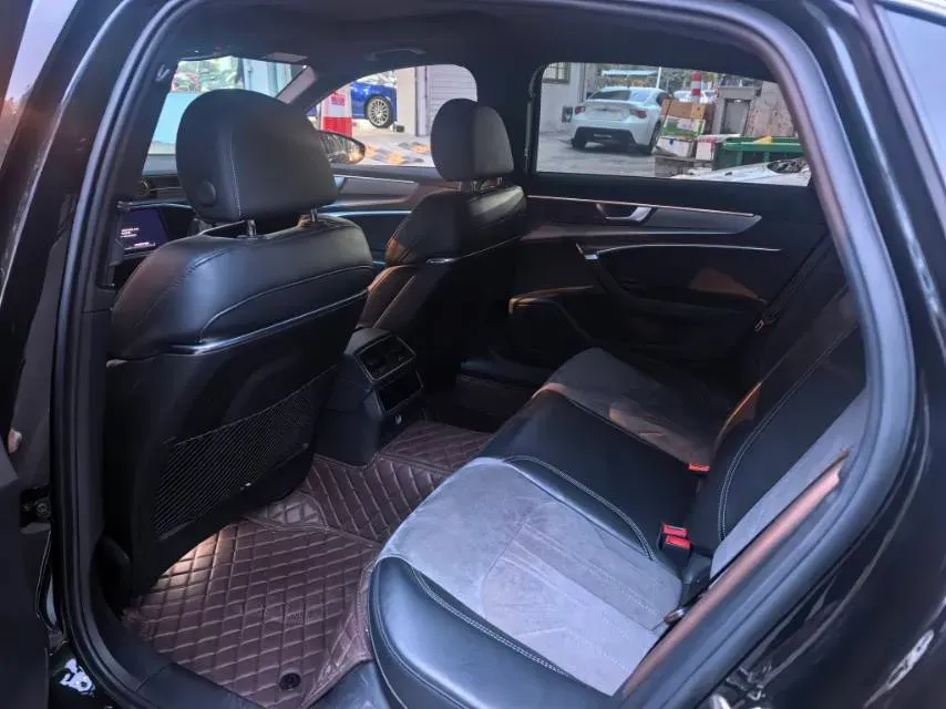 2022 Audi A6L 2.0T 224HP L4 7DCT,autocango,china used car exporter,china ev exporter,chinese used car exporter,chinese used ev exporter