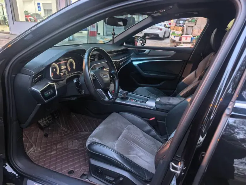 2022 Audi A6L 2.0T 224HP L4 7DCT,autocango,china used car exporter,china ev exporter,chinese used car exporter,chinese used ev exporter