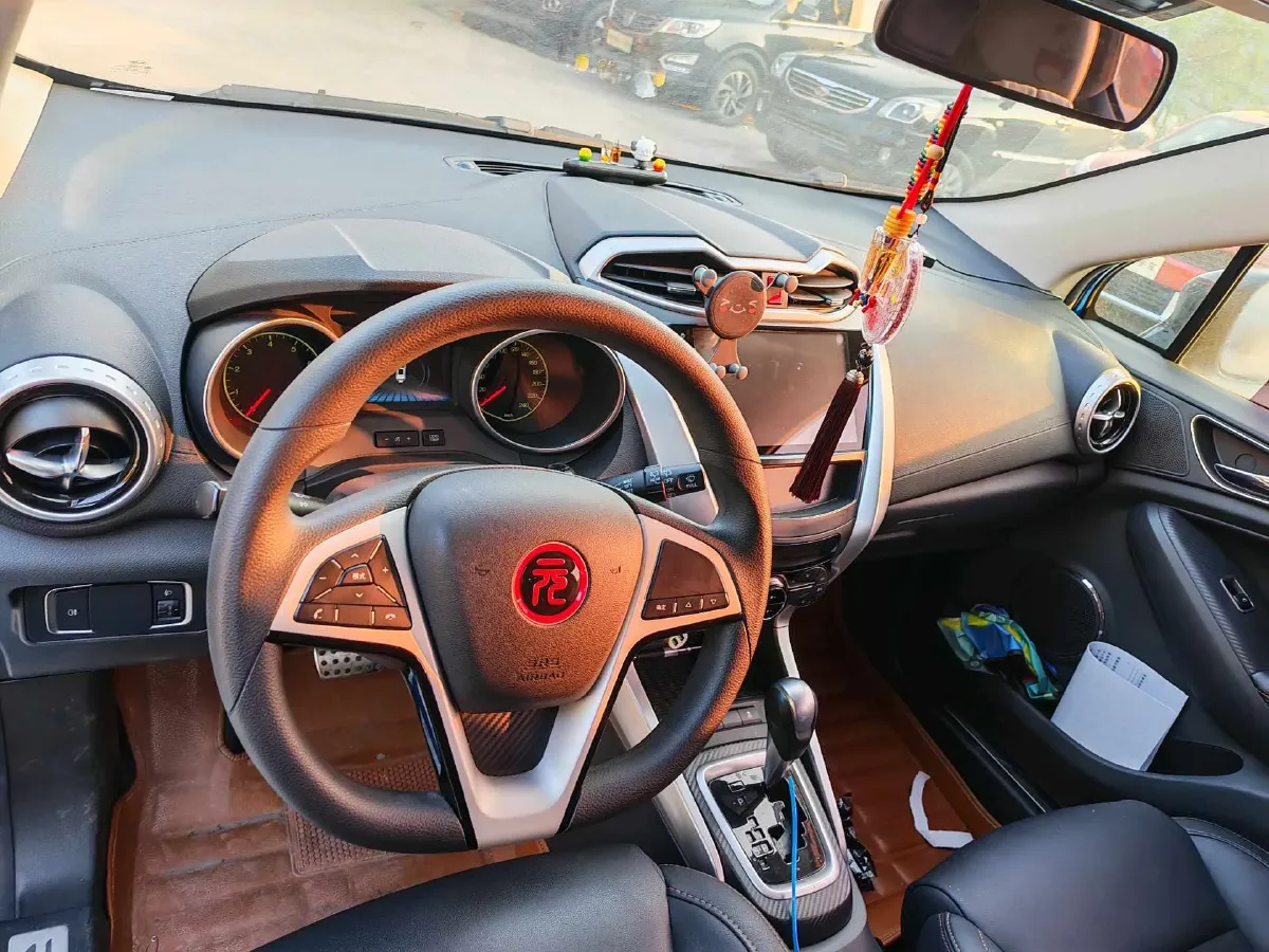 2017 BYD Yuan 1.5L 109HP L4 6DCT,autocango,china used car exporter,china ev exporter,chinese used car exporter,chinese used ev exporter