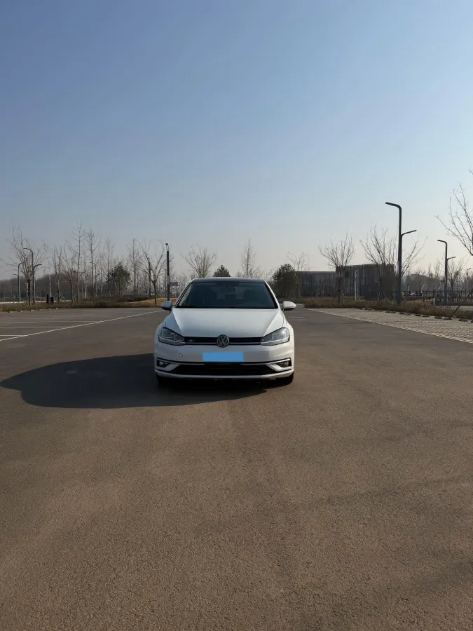 2018 Volkswagen Golf 1.6L 110HP L4 6AT,autocango,china used car exporter,china ev exporter,chinese used car exporter,chinese used ev exporter