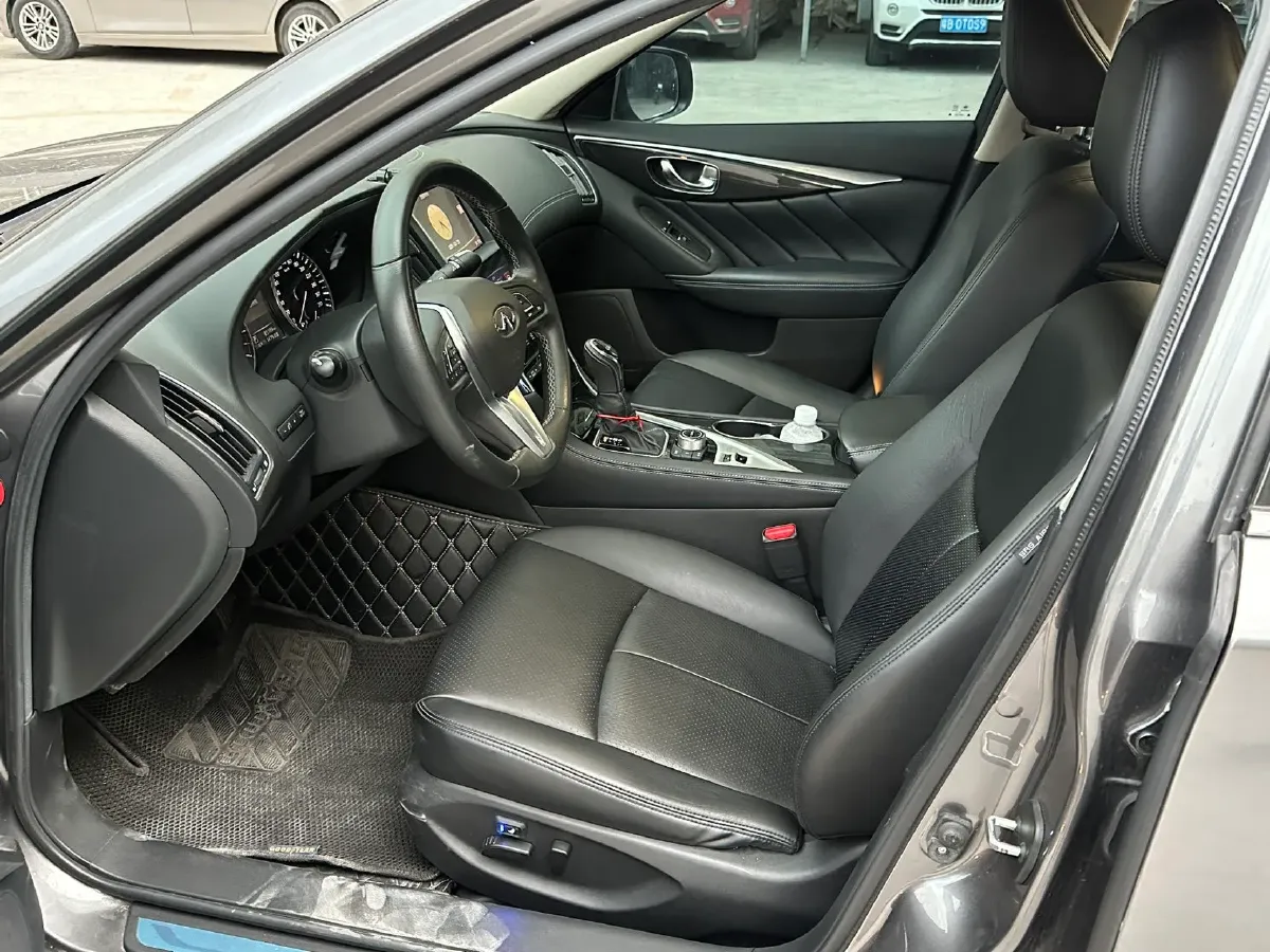 2018 MAXUS G10 2.0T 224HP L4 6AT,autocango,china used car exporter,china ev exporter,chinese used car exporter,chinese used ev exporter