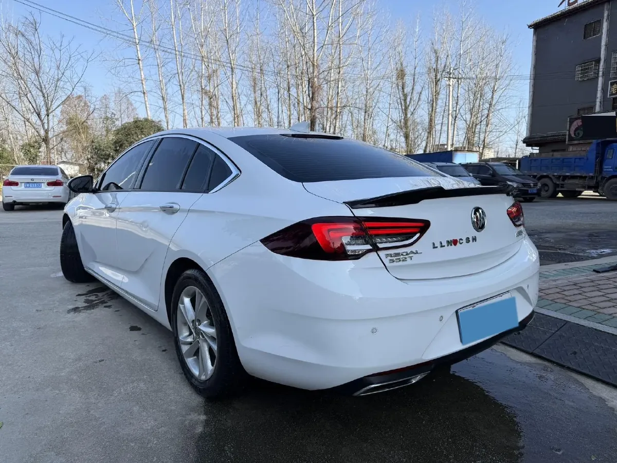 2022 Buick Regal 1.5T 169HP L4 9AT,autocango,china used car exporter,china ev exporter,chinese used car exporter,chinese used ev exporter