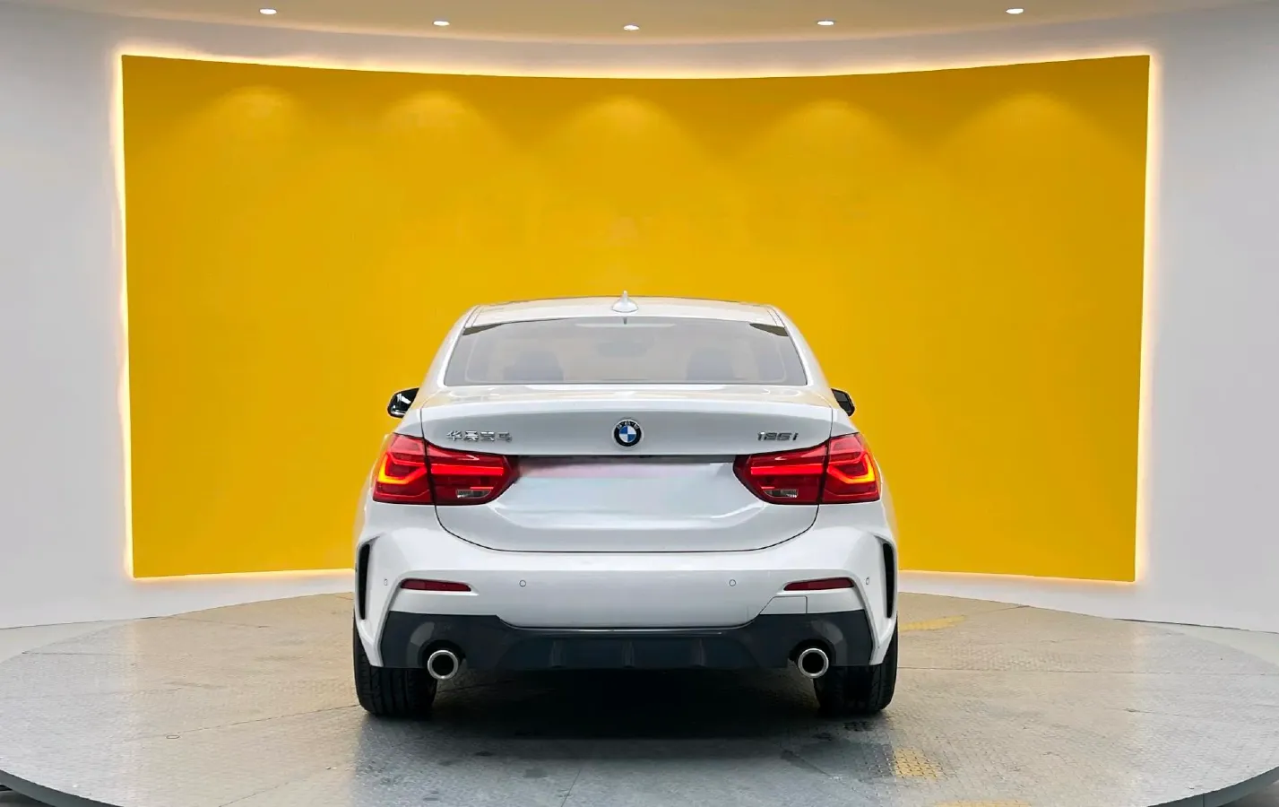 2020 BMW 1 Series 2.0T 192HP L4 7DCT,autocango,china used car exporter,china ev exporter,chinese used car exporter,chinese used ev exporter