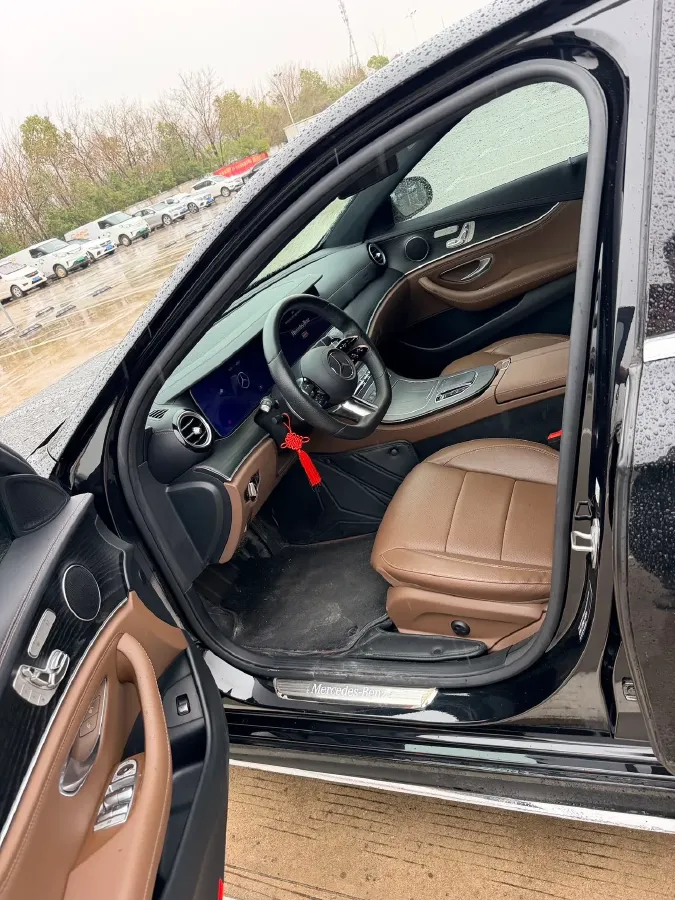 2021 Mercedes-Benz E Class 2.0T 258HP L4 9AT,autocango,china used car exporter,china ev exporter,chinese used car exporter,chinese used ev exporter