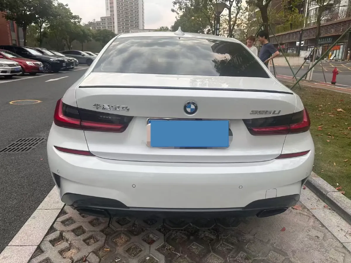 2022 BMW 3 Series 2.0T 184HP L4 8AT,autocango,china used car exporter,china ev exporter,chinese used car exporter,chinese used ev exporter