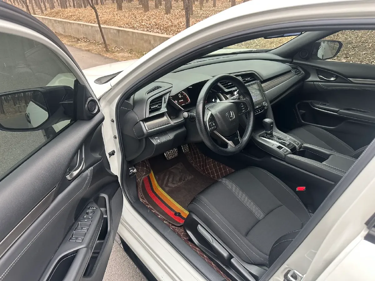 2021 Honda Civic 1.5T 177HP L4 CVT,autocango,china used car exporter,china ev exporter,chinese used car exporter,chinese used ev exporter