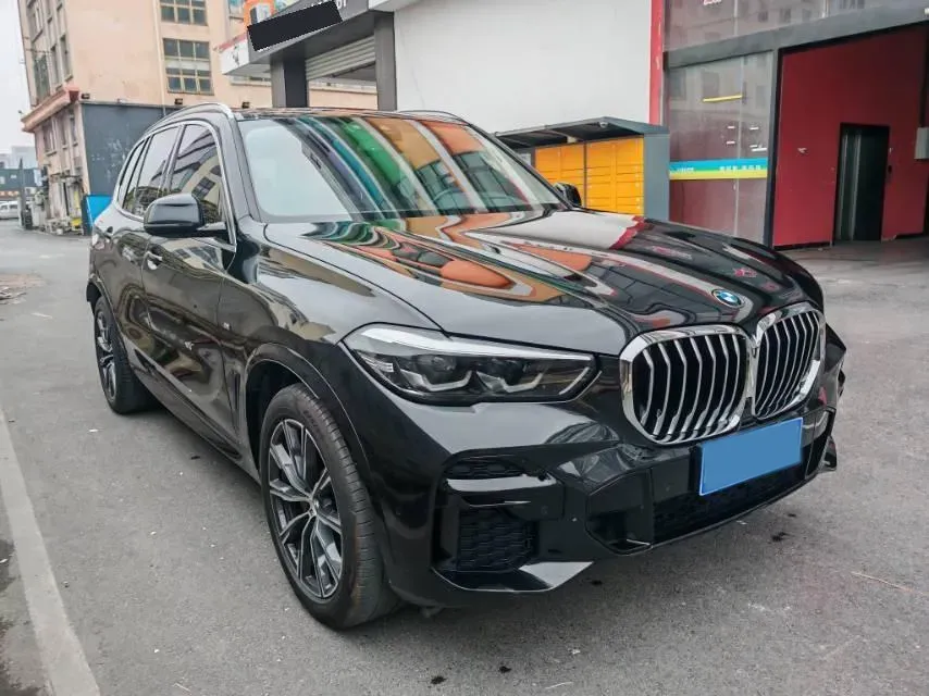 2022 BMW X5 2.0T 265HP L4 8AT,autocango,china used car exporter,china ev exporter,chinese used car exporter,chinese used ev exporter