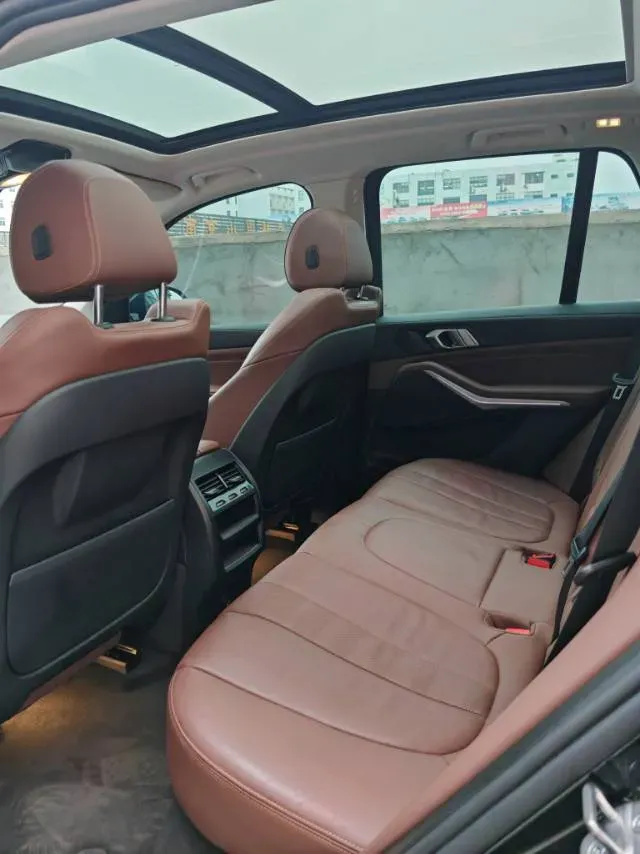 2022 BMW X5 2.0T 265HP L4 8AT,autocango,china used car exporter,china ev exporter,chinese used car exporter,chinese used ev exporter