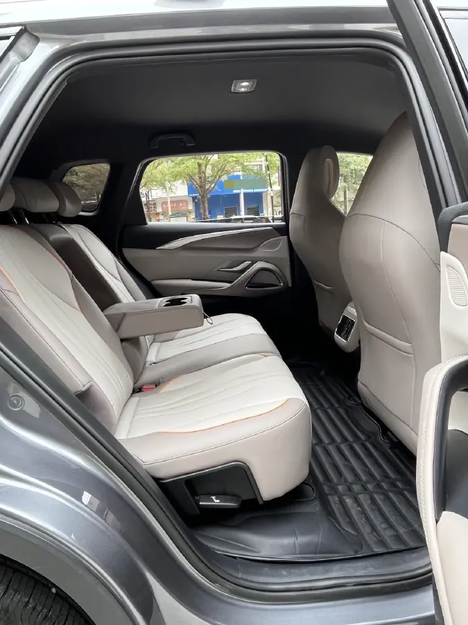 2023 BYD Song Pro 1.5L 110HP L4 E-CVT PHEV 12.9KWH,autocango,china used car exporter,china ev exporter,chinese used car exporter,chinese used ev exporter