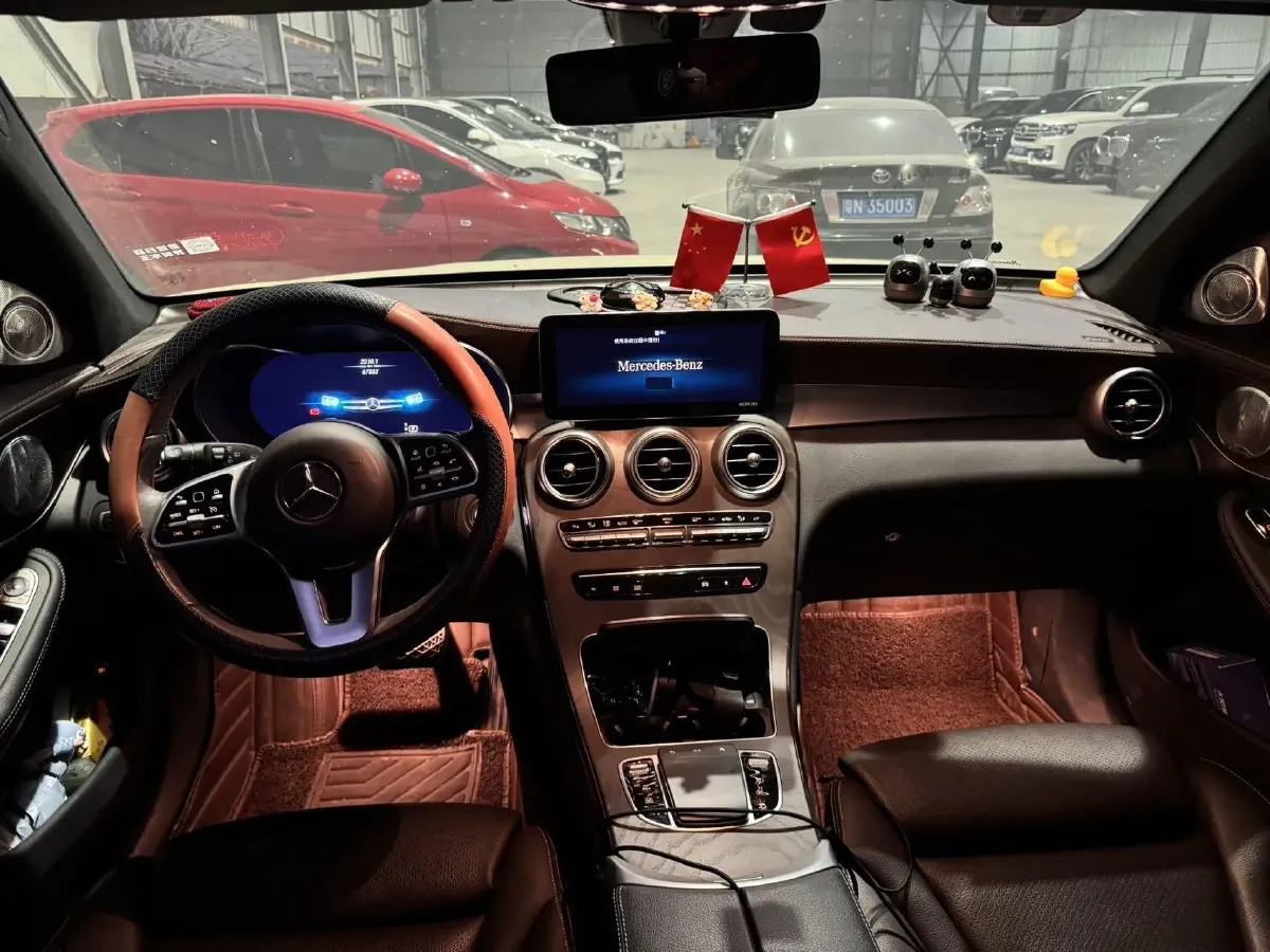 2021 Mercedes-Benz GLC Class 2.0T 197HP L4 9AT,autocango,china used car exporter,china ev exporter,chinese used car exporter,chinese used ev exporter