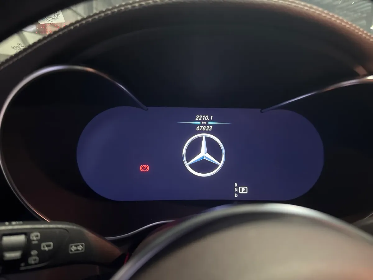 2021 Mercedes-Benz GLC Class 2.0T 197HP L4 9AT,autocango,china used car exporter,china ev exporter,chinese used car exporter,chinese used ev exporter