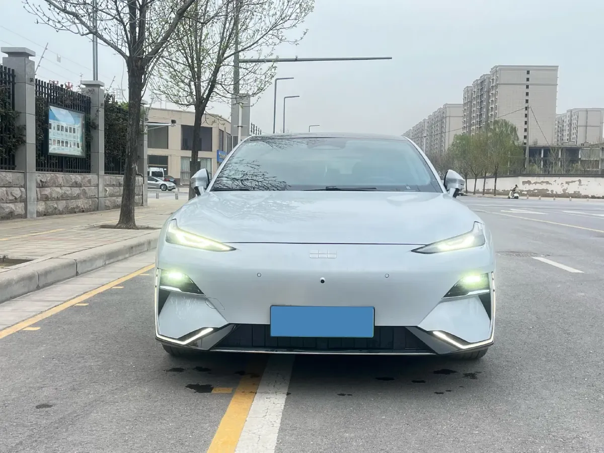 2025 MAXUS InterstellarX 2.5T 224HP L4 8AT,autocango,china used car exporter,china ev exporter,chinese used car exporter,chinese used ev exporter