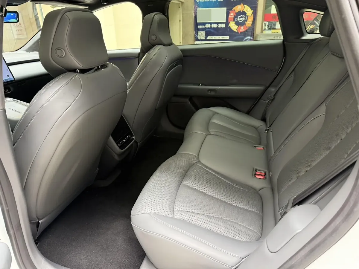 2024 Xpeng P7+ BEV 60.7KWH,autocango,china used car exporter,china ev exporter,chinese used car exporter,chinese used ev exporter