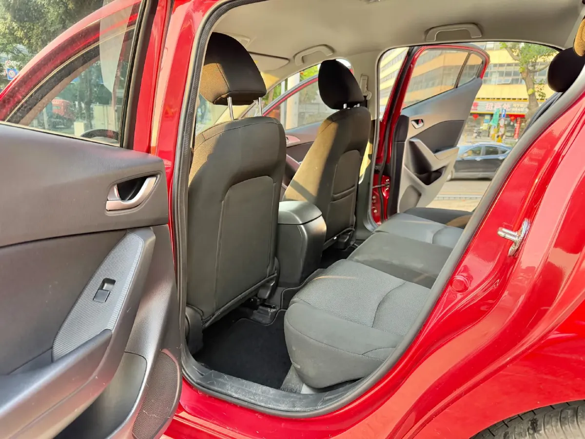 2019 Mazda 3 Axela 1.5L 117HP L4 6AT,autocango,china used car exporter,china ev exporter,chinese used car exporter,chinese used ev exporter