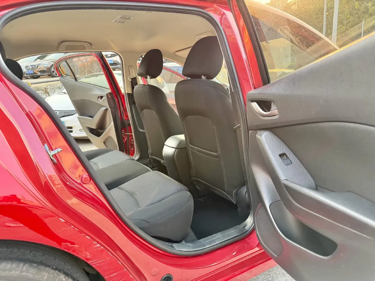 2019 Mazda 3 Axela 1.5L 117HP L4 6AT,autocango,china used car exporter,china ev exporter,chinese used car exporter,chinese used ev exporter