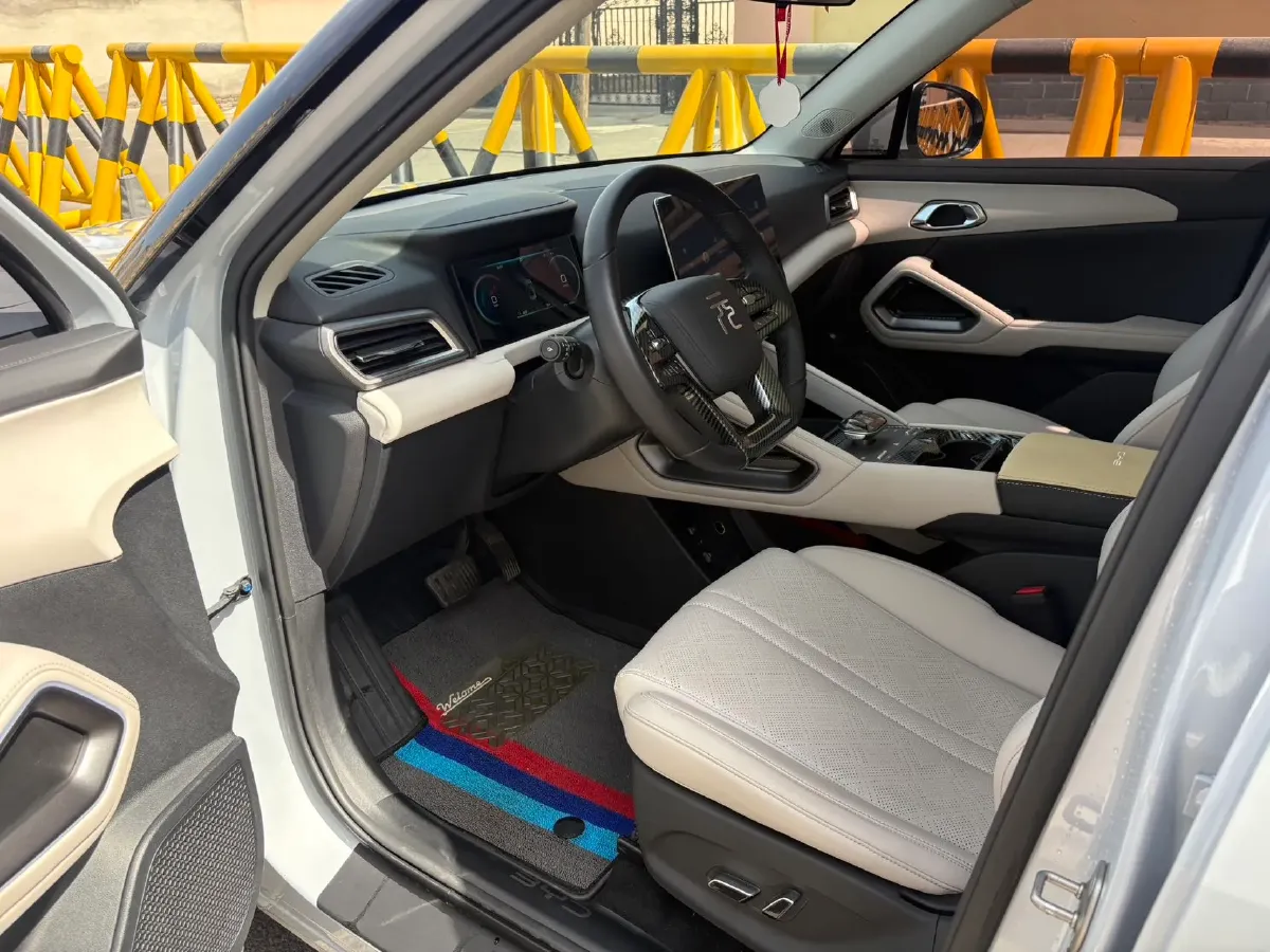 2024 BYD YuanUP BEV 45.12KWH,autocango,china used car exporter,china ev exporter,chinese used car exporter,chinese used ev exporter