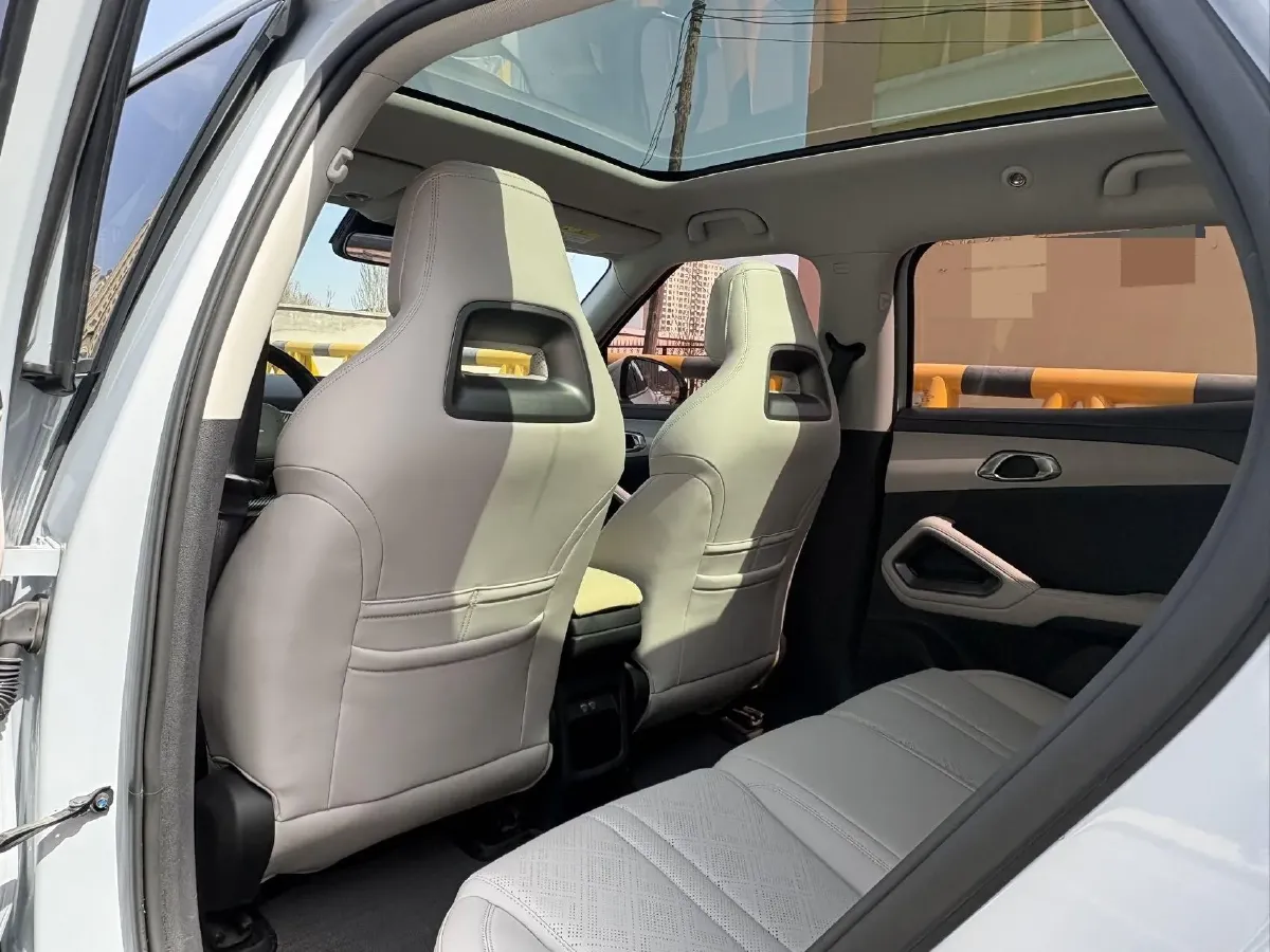 2024 BYD YuanUP BEV 45.12KWH,autocango,china used car exporter,china ev exporter,chinese used car exporter,chinese used ev exporter