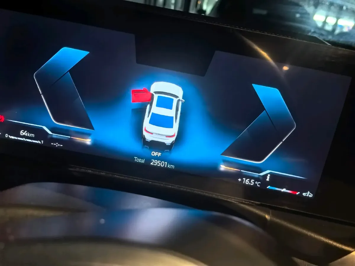 2023 BMW 3 Series 2.0T 156HP L4 8AT,autocango,china used car exporter,china ev exporter,chinese used car exporter,chinese used ev exporter