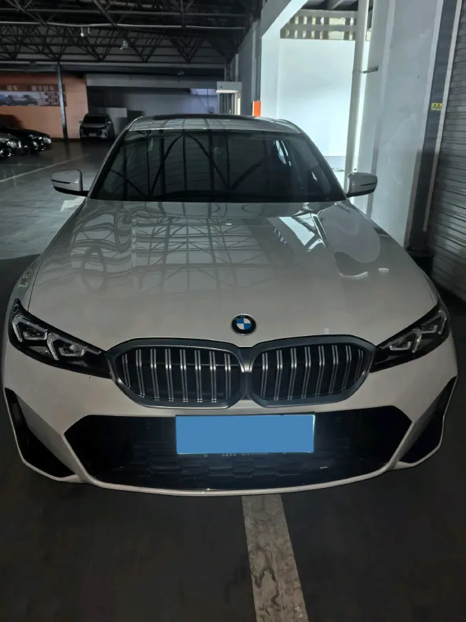 2023 BMW 3 Series 2.0T 156HP L4 8AT,autocango,china used car exporter,china ev exporter,chinese used car exporter,chinese used ev exporter