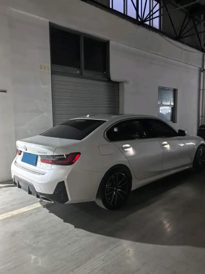 2023 BMW 3 Series 2.0T 156HP L4 8AT,autocango,china used car exporter,china ev exporter,chinese used car exporter,chinese used ev exporter