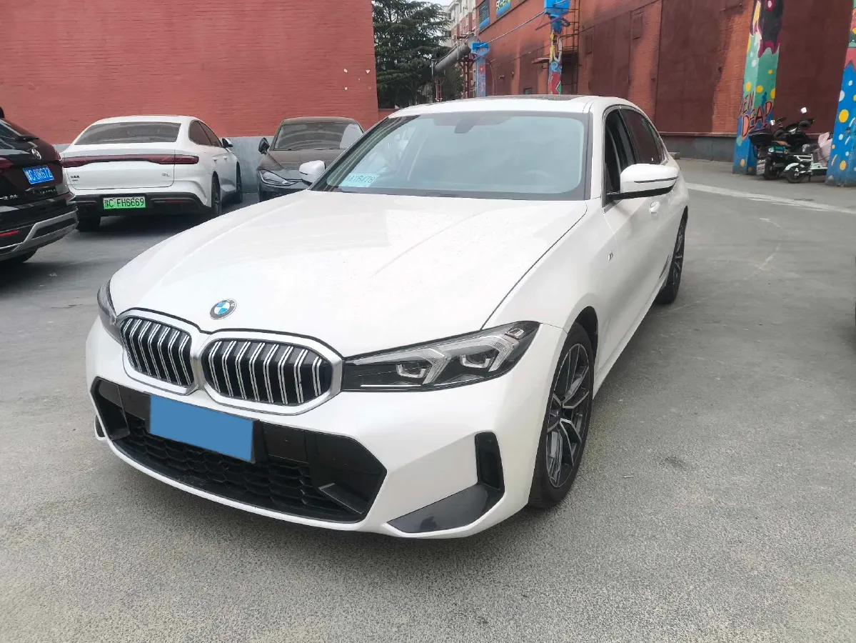 2023 BMW 3 Series 2.0T 156HP L4 8AT,autocango,china used car exporter,china ev exporter,chinese used car exporter,chinese used ev exporter