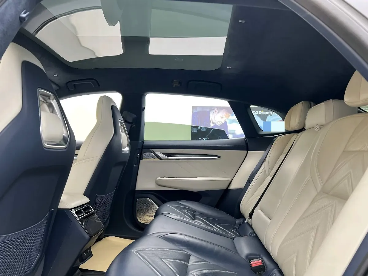 2022 Zeekr 001 BEV 100KWH,autocango,china used car exporter,china ev exporter,chinese used car exporter,chinese used ev exporter