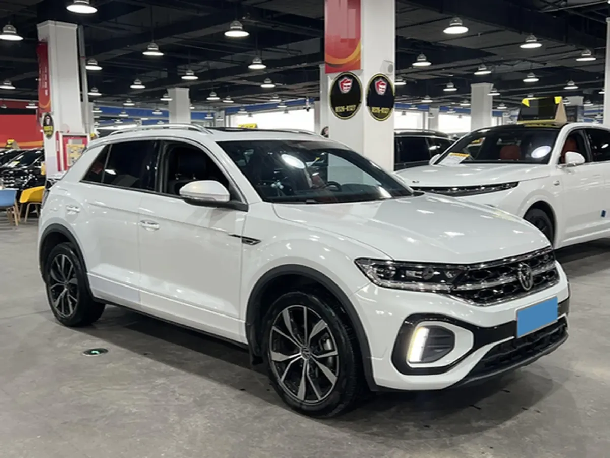 2023 Volkswagen T-Roc 1.5T 160HP L4 7DCT,autocango,china used car exporter,china ev exporter,chinese used car exporter,chinese used ev exporter