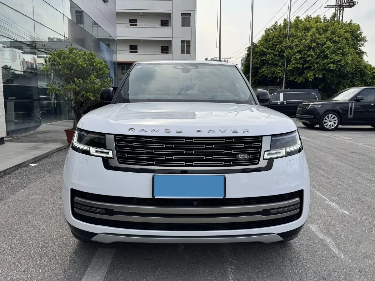 2024 Land Rover Range Rover 3.0T 400HP L6 8AT,autocango,china used car exporter,china ev exporter,chinese used car exporter,chinese used ev exporter