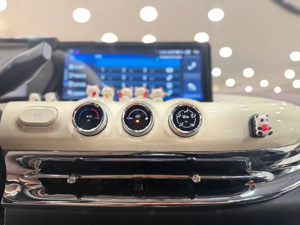 2023 WuLing BinGuo BEV 17.3KWH,autocango,china used car exporter,china ev exporter,chinese used car exporter,chinese used ev exporter