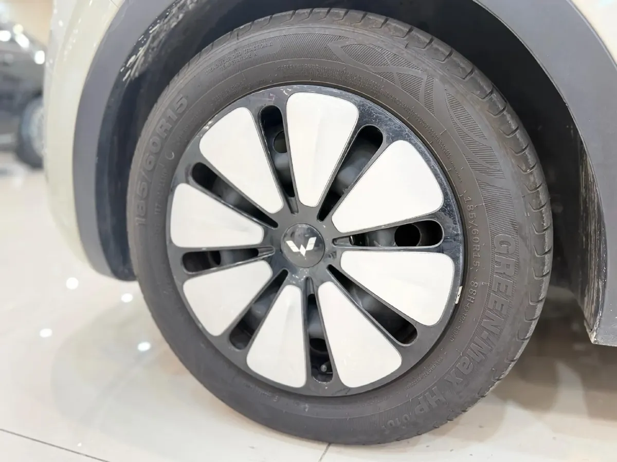 2023 WuLing BinGuo BEV 17.3KWH,autocango,china used car exporter,china ev exporter,chinese used car exporter,chinese used ev exporter