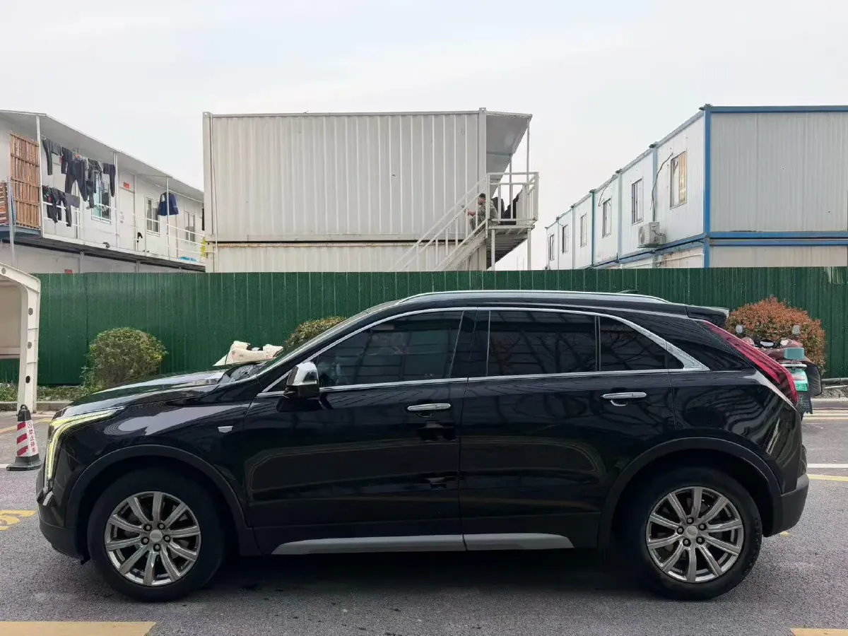 2020 Cadillac XT4 2.0T 241HP L4 9AT,autocango,china used car exporter,china ev exporter,chinese used car exporter,chinese used ev exporter