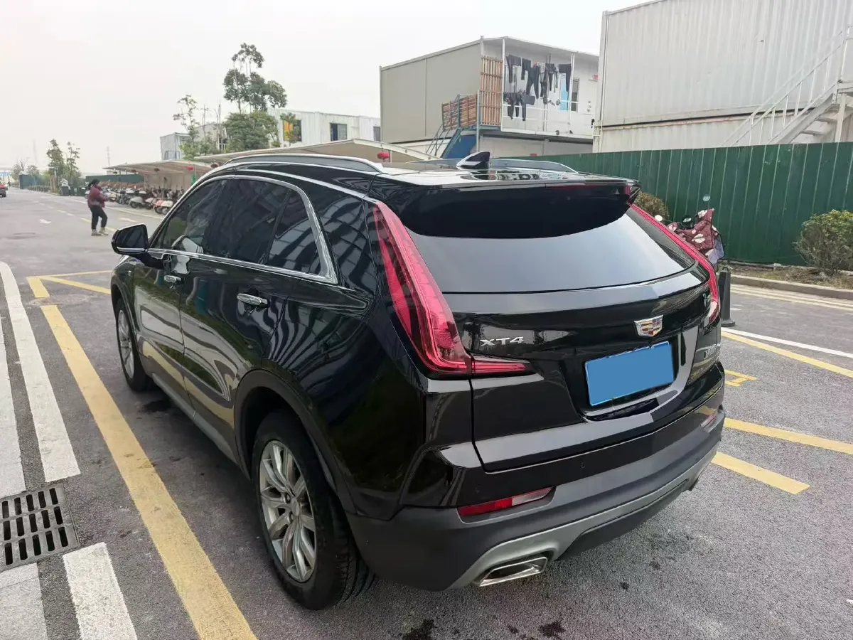 2020 Cadillac XT4 2.0T 241HP L4 9AT,autocango,china used car exporter,china ev exporter,chinese used car exporter,chinese used ev exporter